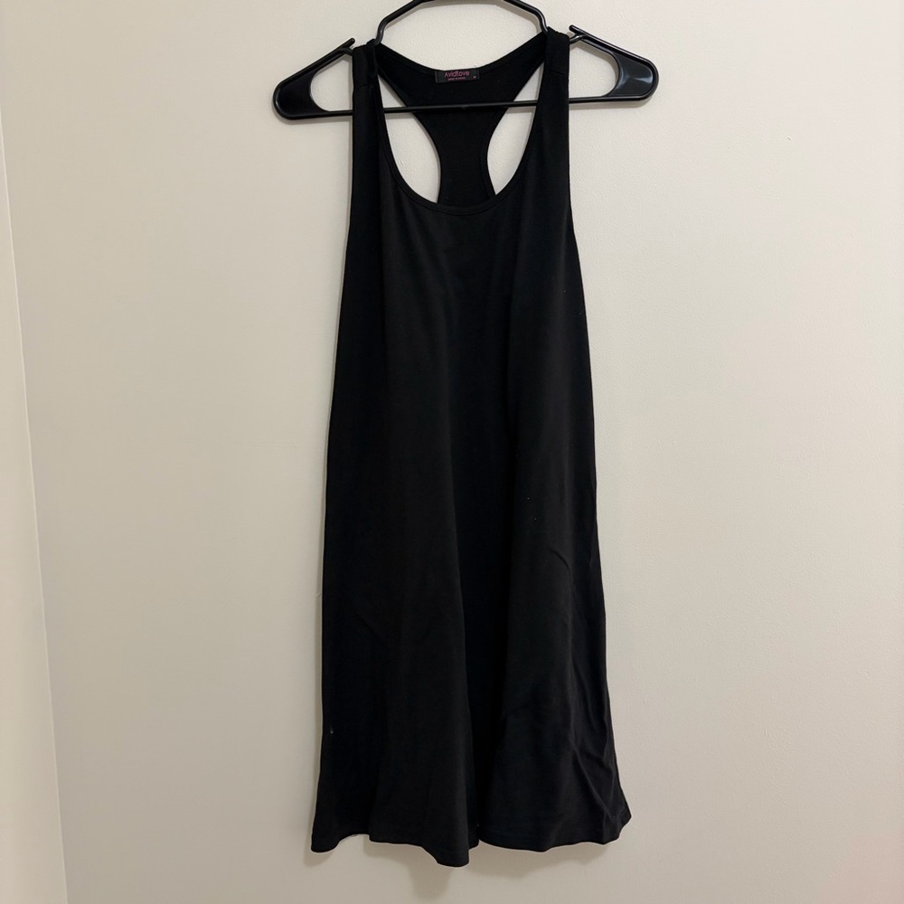 Black Sleeveless Dress